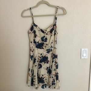 Aritzia floral dress
